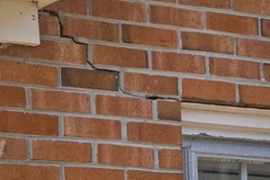 cracked masonry repair